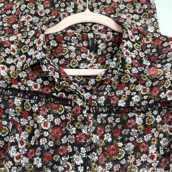KUT from the Kloth Women’s Floral Button Down Blouse Size Small - Picture 3 of 9
